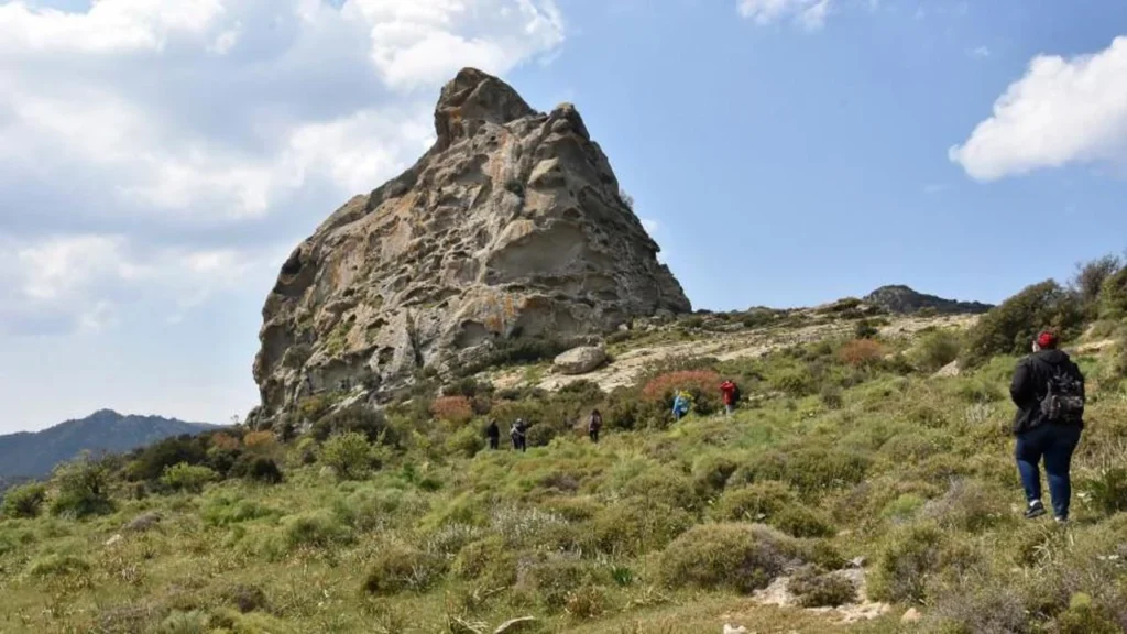 Keşfedilmeyi Bekleyen Seyahat Rüyası: Doğanın Kalbinde Güzellik