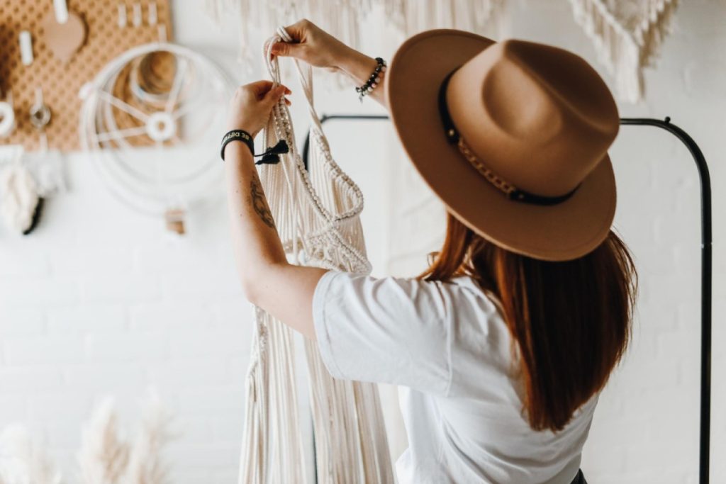 İstanbul Moda Haftası’nda 90’lar Rüzgarı Esti